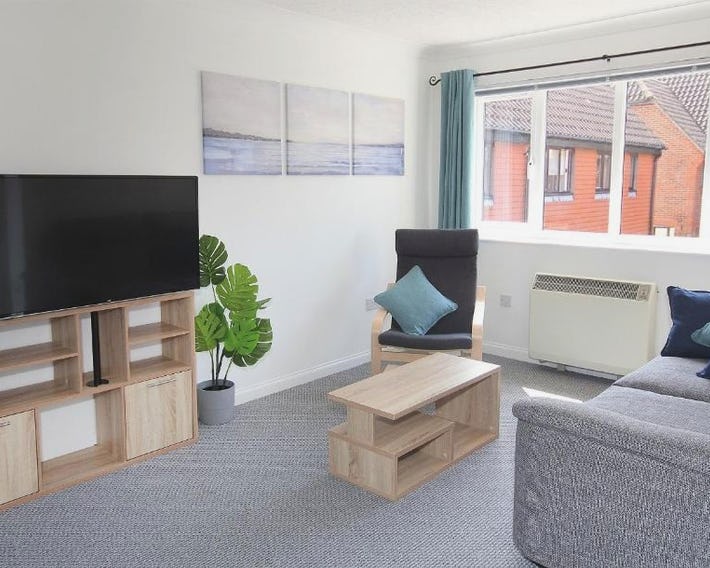 ChiPad Mono - Comfy City Centre Apartment with Free Parking Space