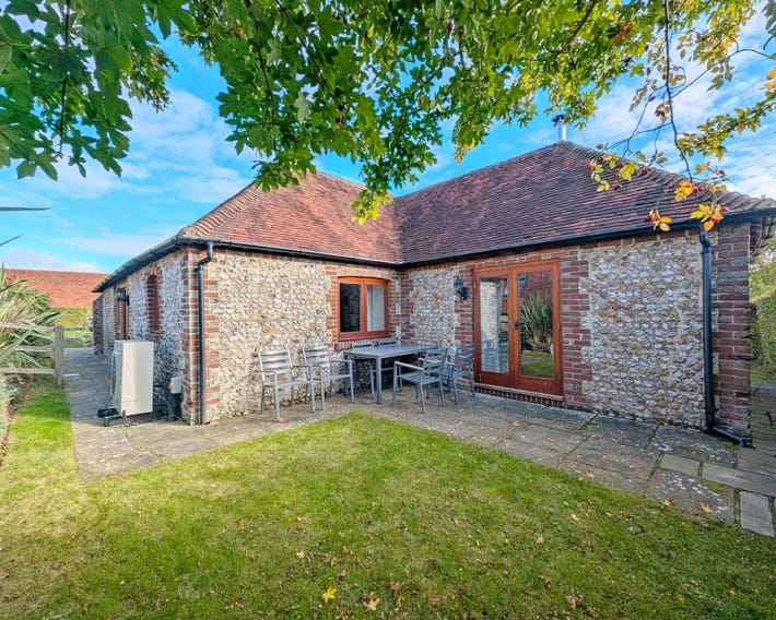 Old Root House, Lavant