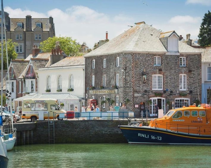 The Old Custom House