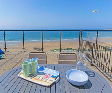 Apt 16 Seaviews Slps 5 Indoor Heated Pool