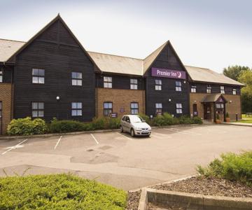 Premier Inn Farnborough West Southwood