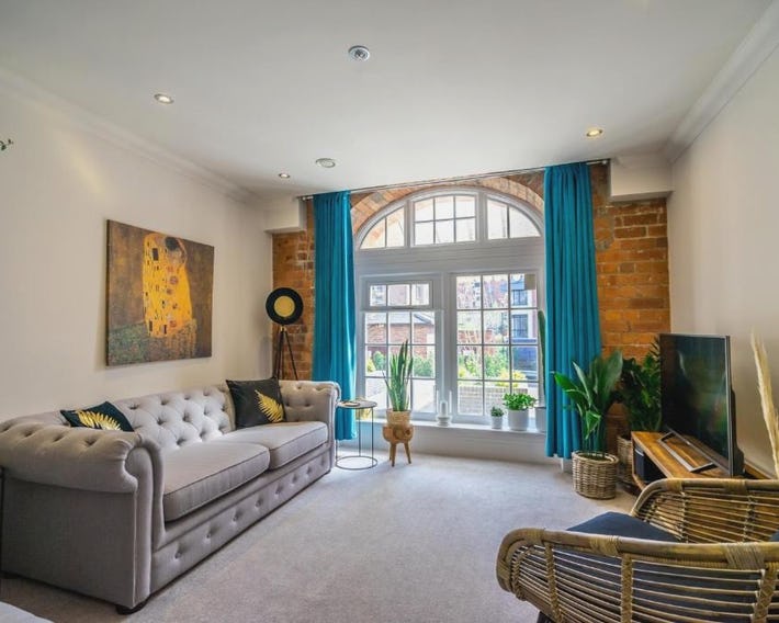 3 Cocoa Suites (parking included)