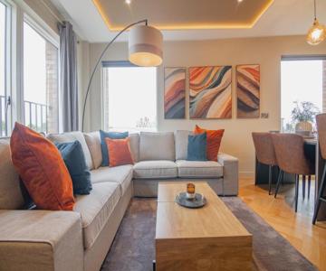 Entire 2 Bed - No. 49 - The Cosy Collection Ltd
