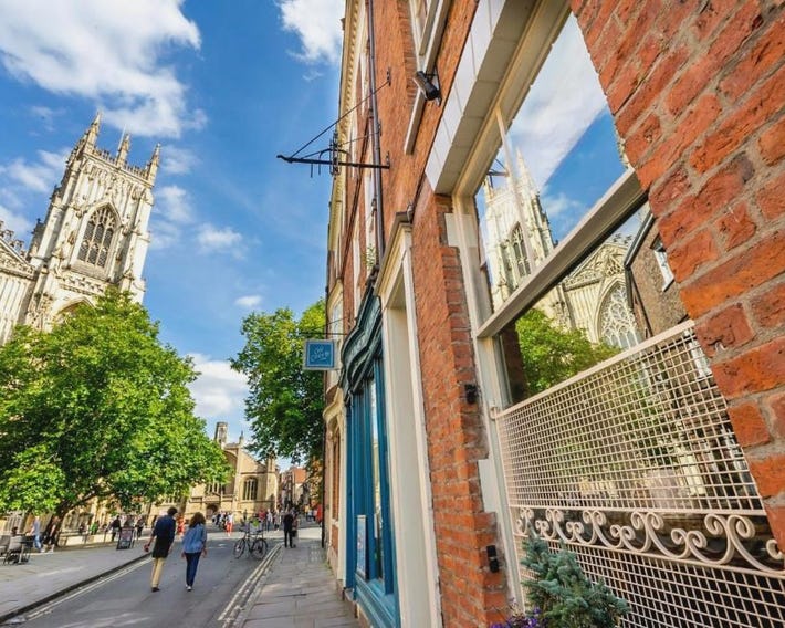 19 High Petergate - Next to York Minster