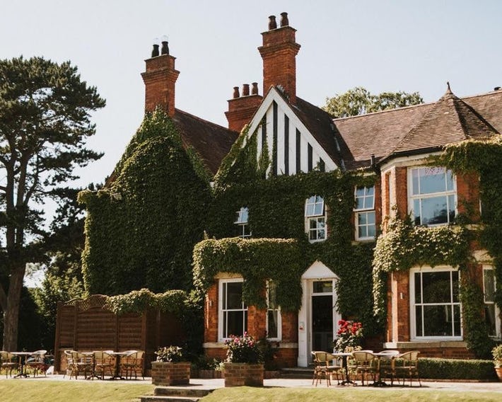 Healing Manor Hotel