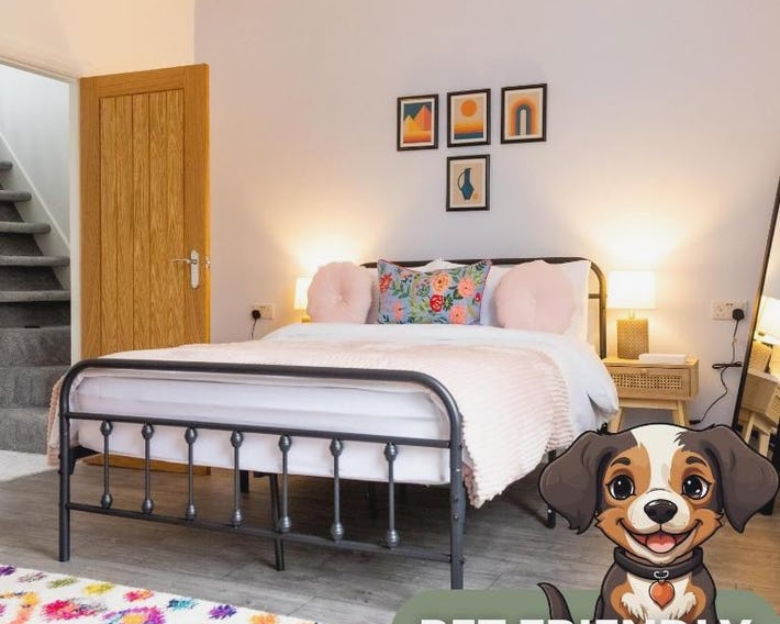 2BR Modern Hebden Hideaway, Canal side, Stylish and Cosy