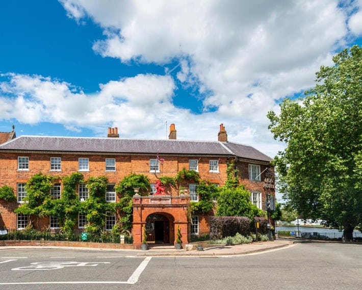 The Relais Henley
