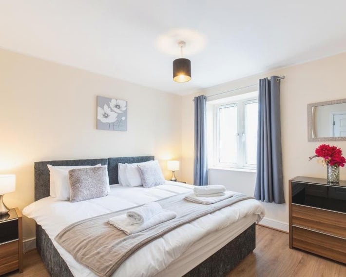 1-bedroom apartment with balcony, Hoddesdon