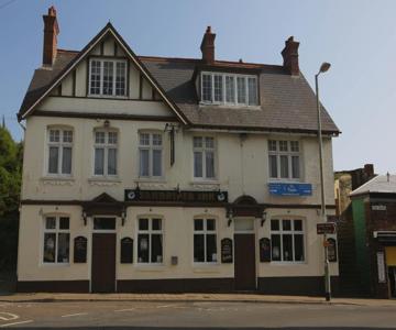 The Sandpiper Inn