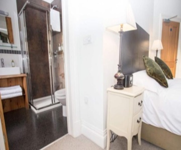 Lakeside House Hotel - Guest house