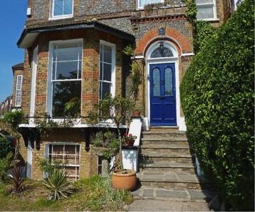 Broadstairs House B & B