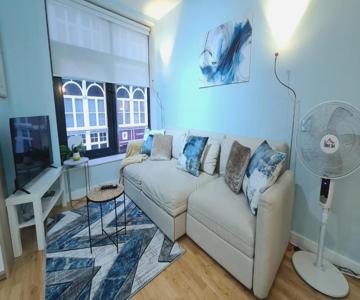 Impressive Apartment At Leeds City Centre