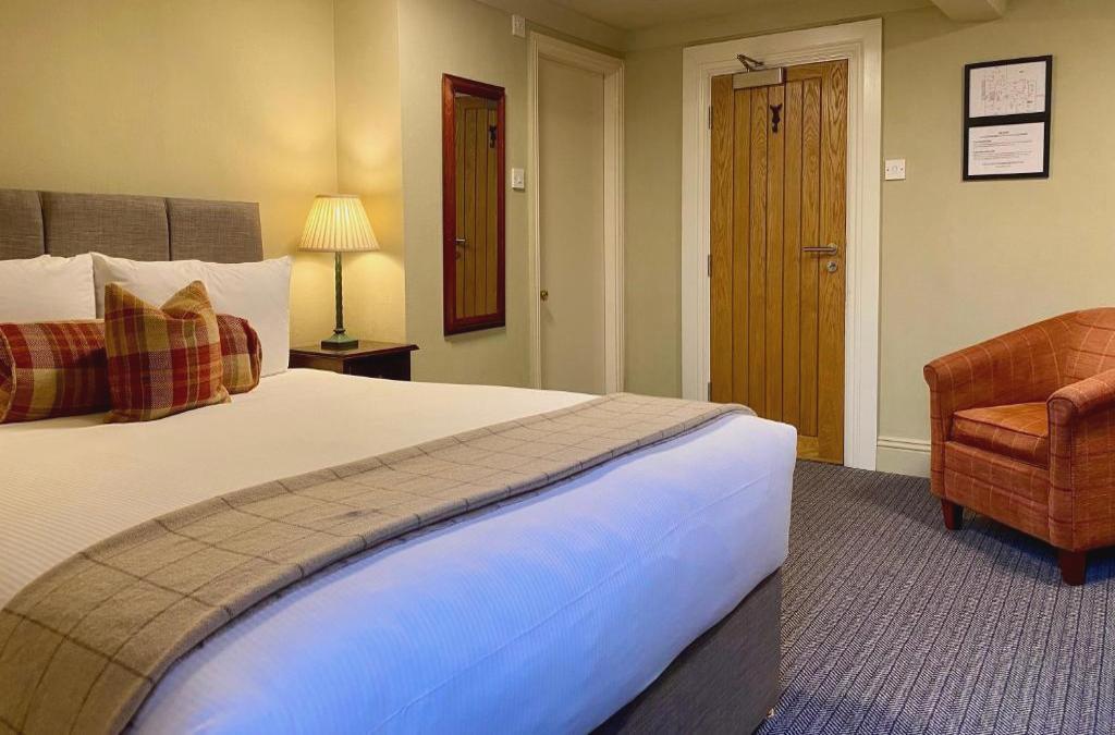 The White Rose Hotel