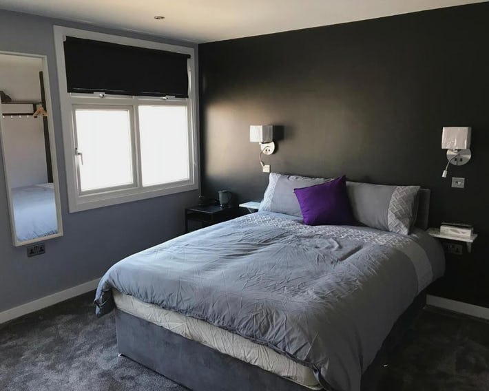Cozy Rooms