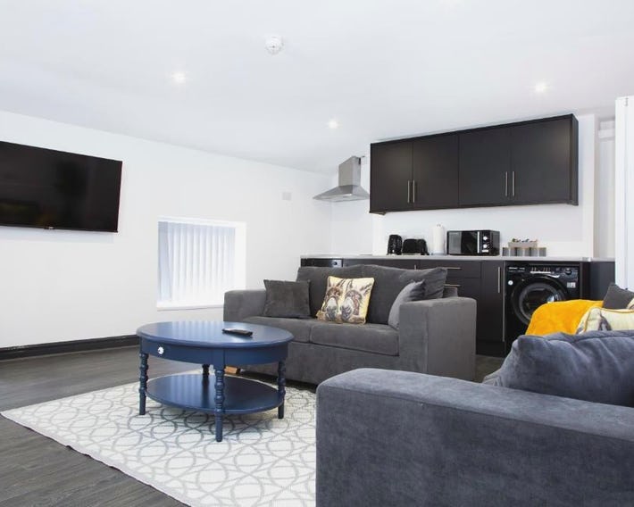 Snuggle Cove Apartments- Walton Road