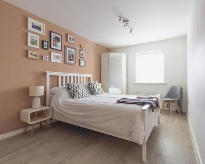 Spacious Central Family Apartment