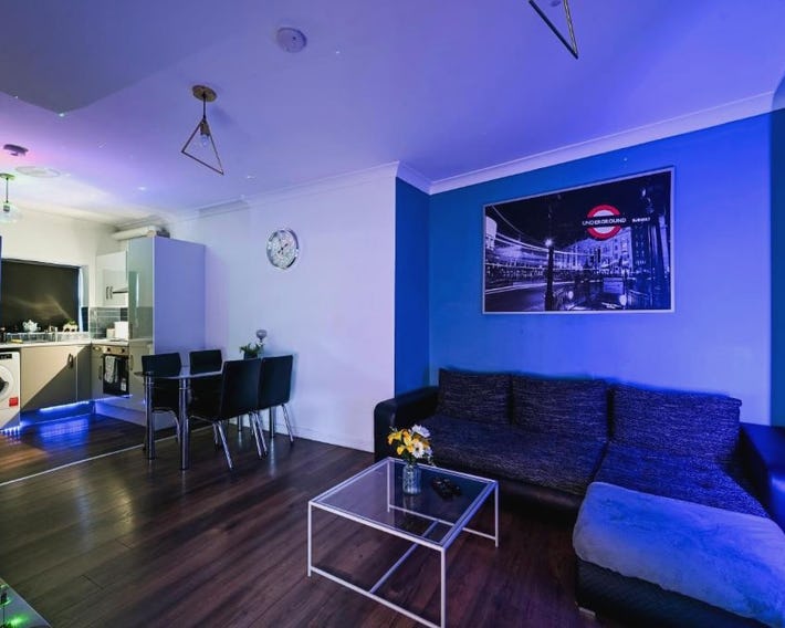 Beautiful Modern Apartment on Wick Lane