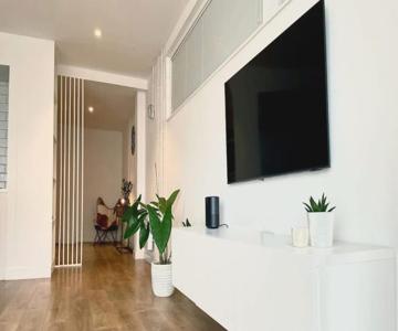 Spacious Industrial style Apartment