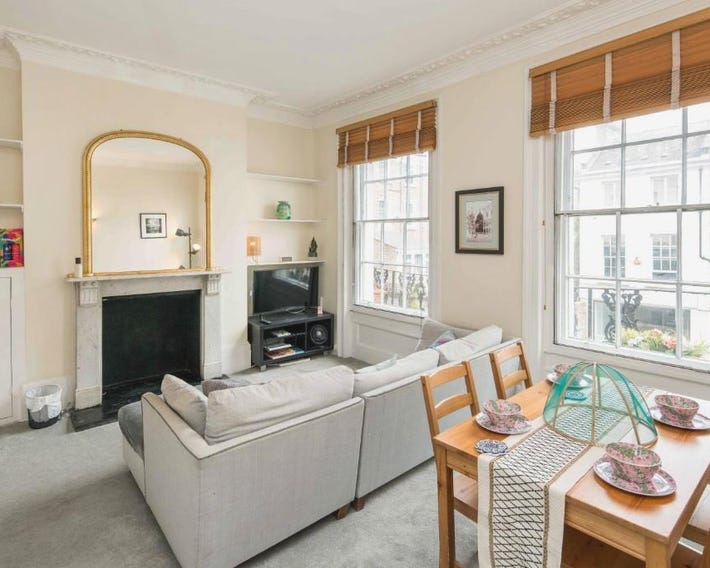 High-ceiling Gorgerous Victorian flat with private garden - 3 mins to Hyde Park, Kensington Palace, 