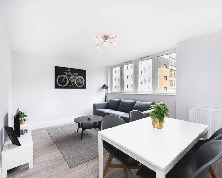 Charming Apartment in the Pleydell Estate