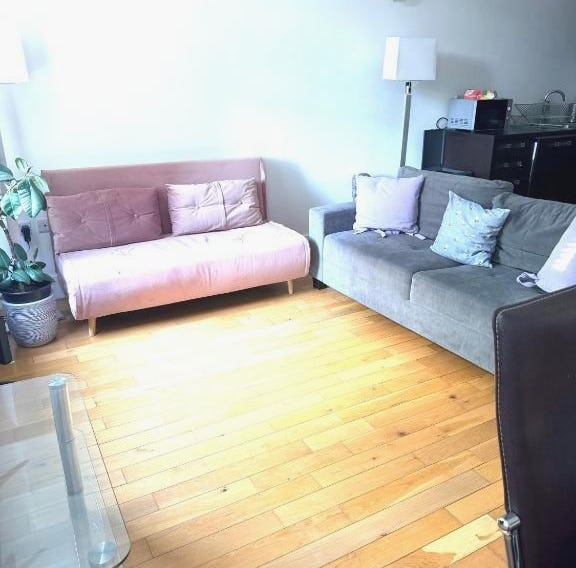 Close to centre 2 bedroom apartment
