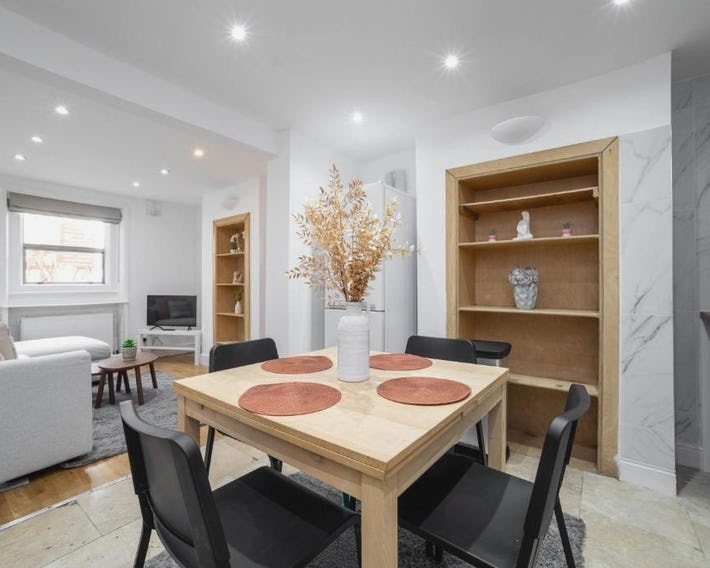 3 bedroom house in Notting Hill