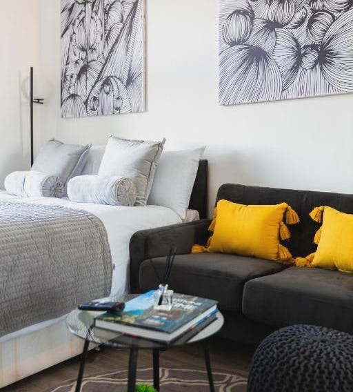 Cosy Central Studio Apartment Zone 2 (4)