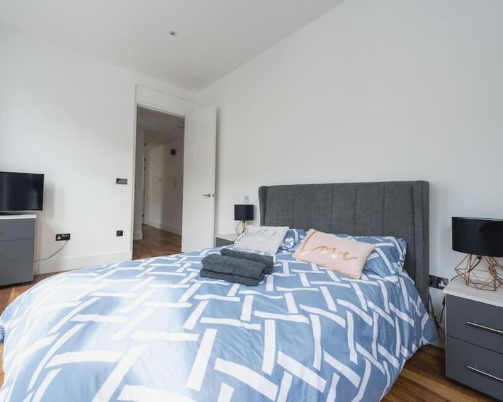 Beautiful Apartment by Hyde Park SS2
