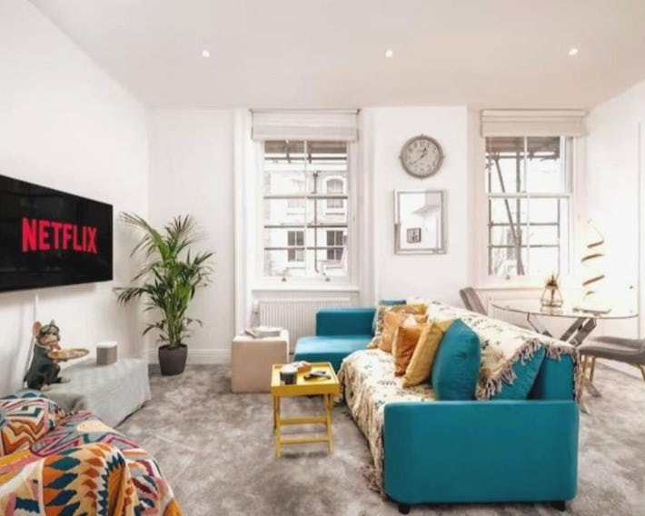 Luxury Niru Living in Kensington