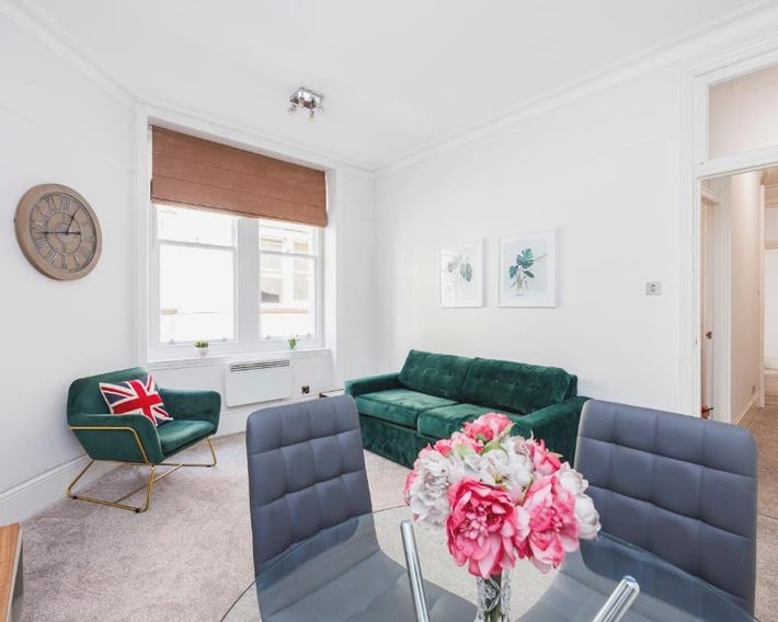 Leicester Square Apartment