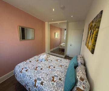 2 Bedroom Apartment, Edgware Road
