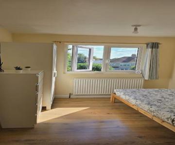 Private Rooms Near Hither Green Station