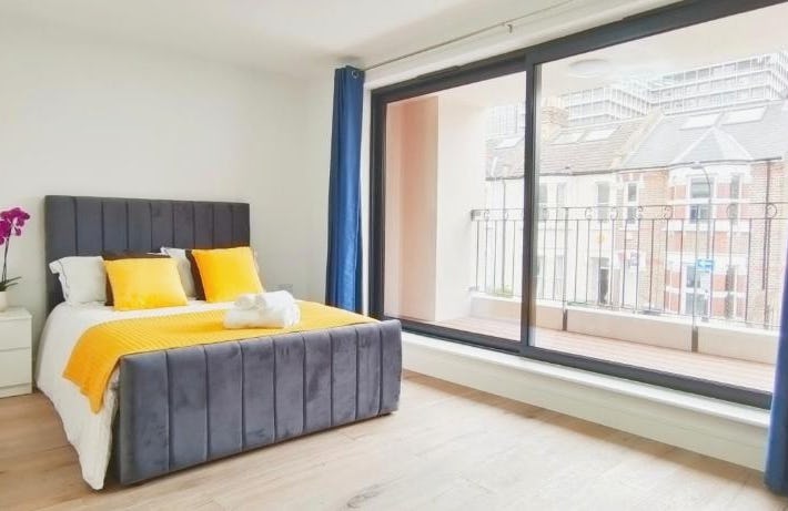 Luxurious and Modern 3b3b Apartment in Hammersmith