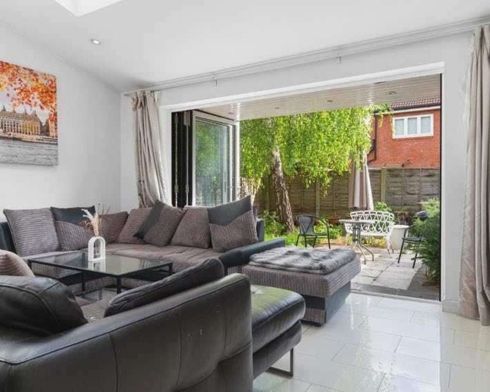 Tower Bridge City Residence King En-suite With Parking