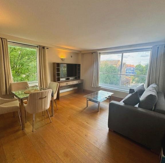 Westwood House by Citystaylondon
