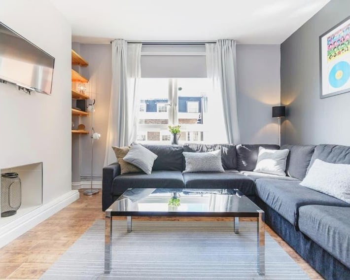 Bright, Modernised Apartment Close to Borough Market