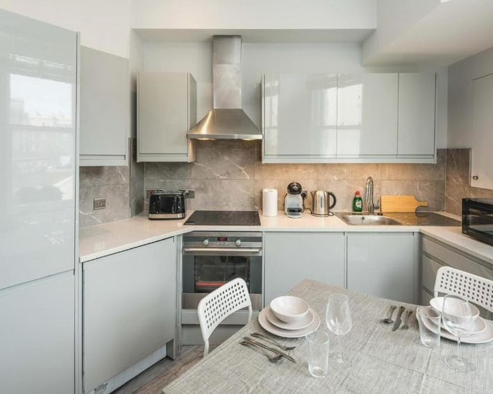 Charming 2 bedroom, Kensington, Chelsea, Harrods