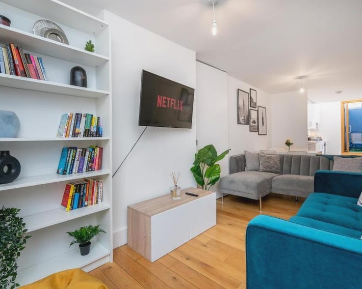 The Deluxe Barbican Duplex