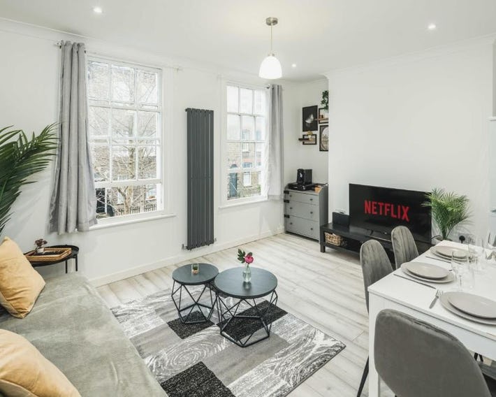 Modern 2BR Flat - 7 Min to WhiteChapel Station