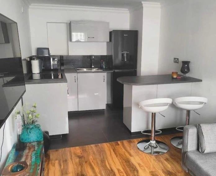 Dollis Hill One Bedroom Apartment NW2
