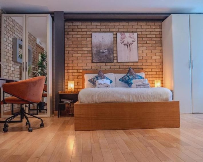 Spacious, Industrial, Zone 1, 2 Bed Central London