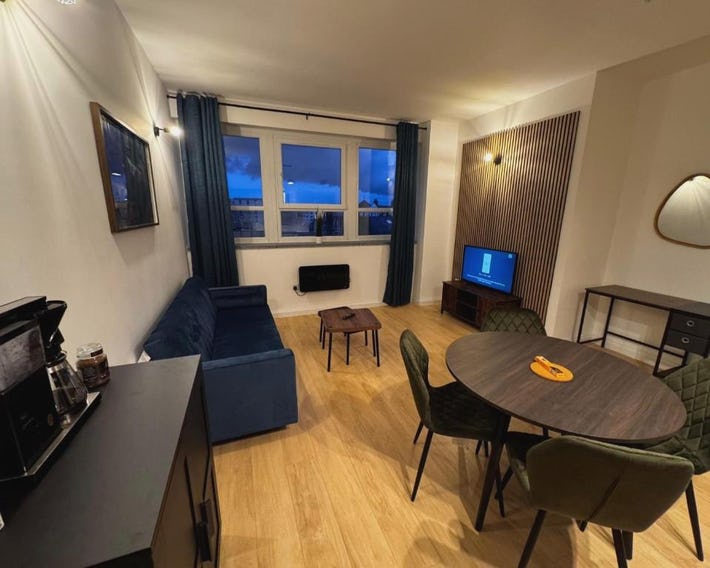 Modern 2 bedroom 2 Bathroom Flat, Free Parking in Woolwich