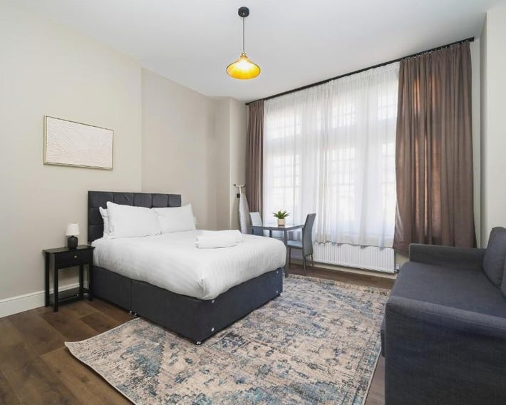 Willesden Green Modern Living Suites