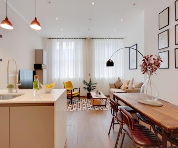 10 Borough Apartments - Spacious 2-bed, 2-bath In Prime Location