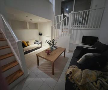 Barbican Pad by condokeeper