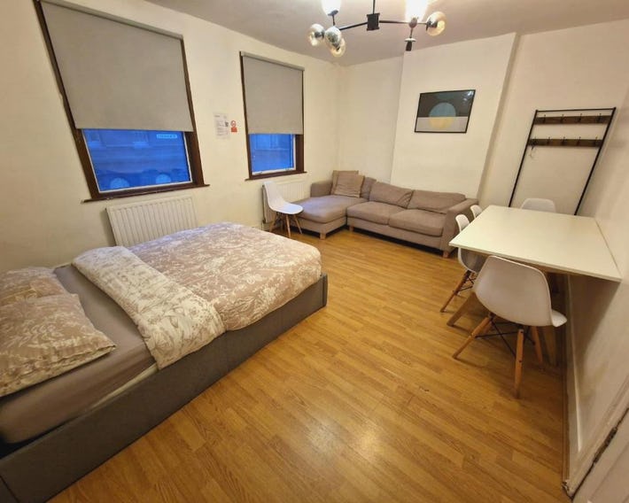 City Budget Guesthouse