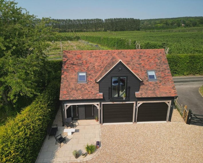 Cannister Hall Apartment, Selling, Faversham, Kent