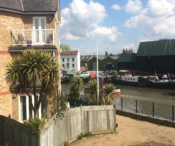 Faversham Creekside Bed And Breakfast
