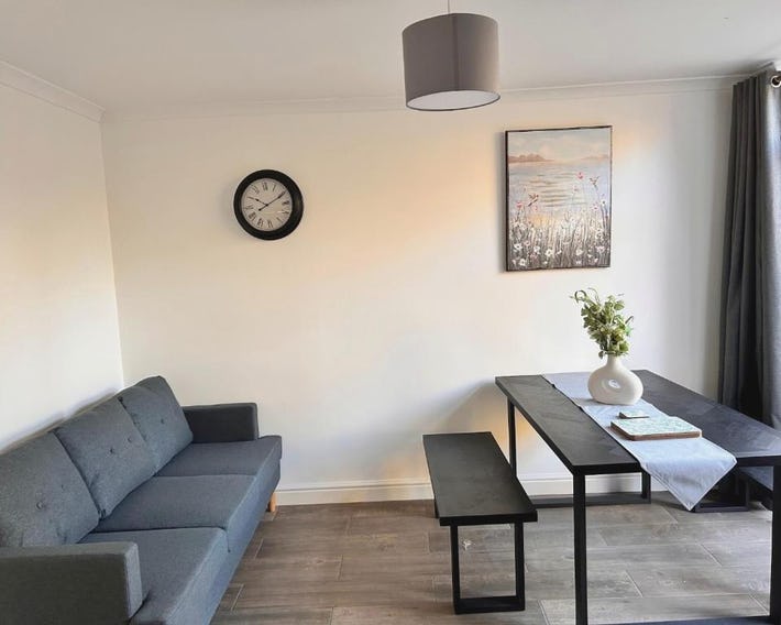 Park Street Accommodation, Room 2