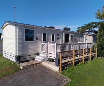 Shorefield Country Park 3-beds Passes Included!